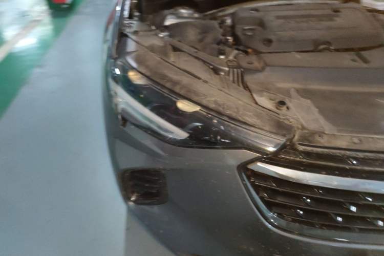 Used Buick Envision 2020 Encore GX S 652T Two-Wheel-Drive Limited-Edition S Sport Version Right Front Headlight