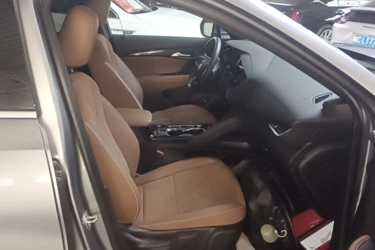 Used Buick Envision 2020 Encore S 652T Four-Wheel Drive Luxury Model Right Front Seat
