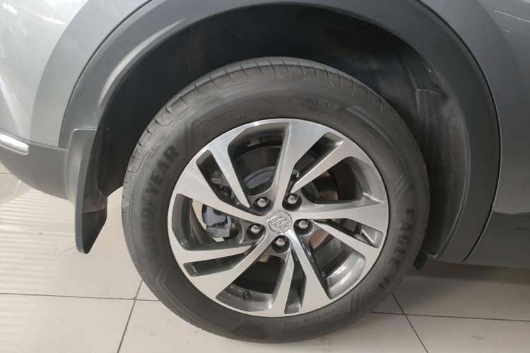 Used Buick Envision 2020 Onix S 652T Two-Wheel Drive Elite Model Right Rear Wheel Hub