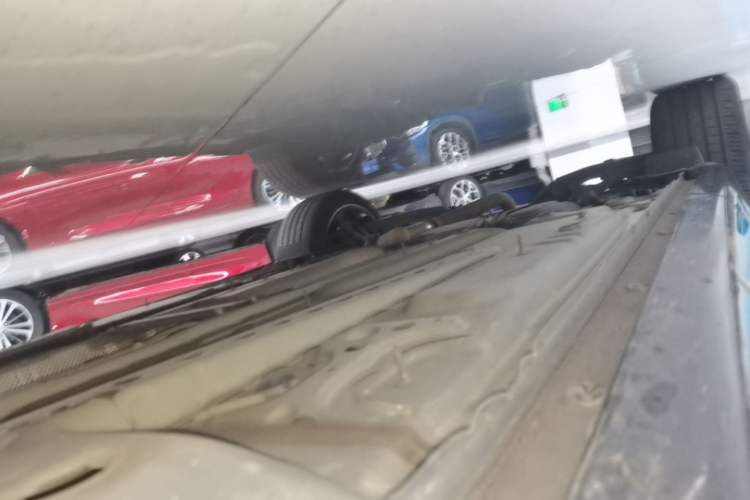 Used Buick Envision 2020 Encore GX S 652T Two-Wheel-Drive Limited-Edition S Sport Version Right Side Sill
