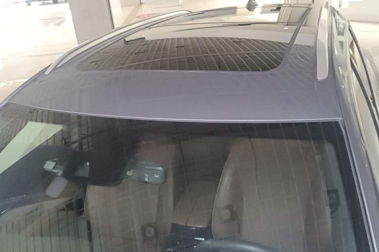 Used Buick Envision 2020 Encore S 652T Four-Wheel Drive Luxury Model Roof