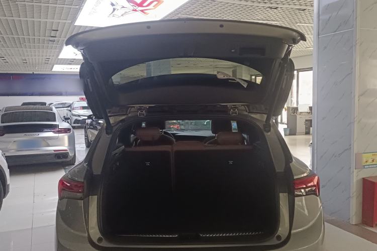 Used Buick Envision 2020 Encore S 652T Four-Wheel Drive Luxury Model Trunk