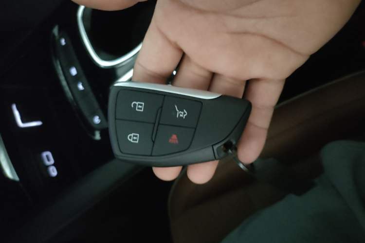 Used Buick Envision 2020 Onix S 652T Two-Wheel Drive Elite Model Vehicle Key