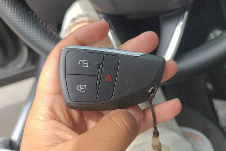 Used Buick Envision 2020 Onix S 652T Two-Wheel Drive Elite Model Vehicle Key