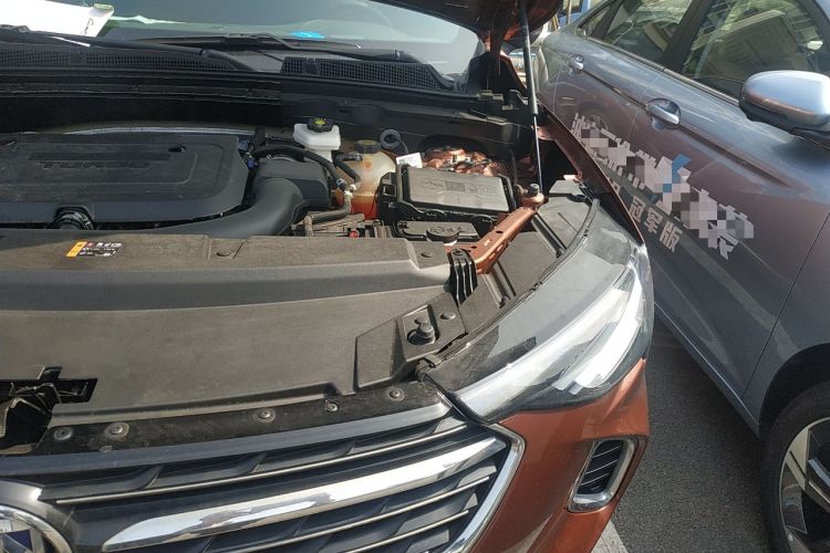 Used Buick Envision 2020 Encore S 652T Two-Wheel Drive Luxury Model Engine Bay Left