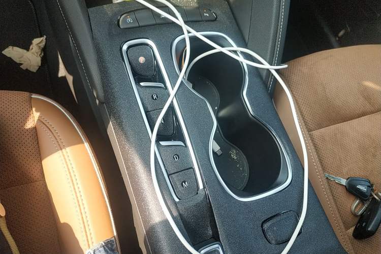 Used Buick Envision 2020 Encore S 652T Two-Wheel Drive Luxury Model Gear Lever