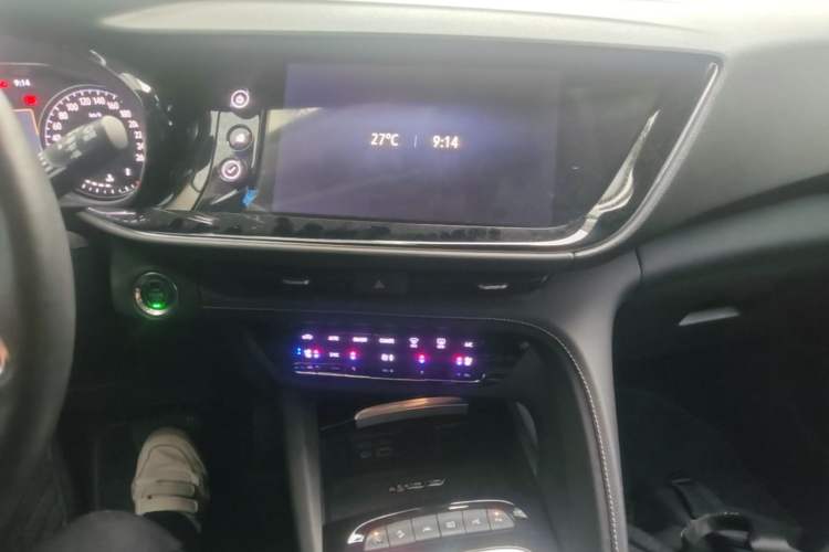 Used Buick Envision 2020 Encore S 652T All-Wheel-Drive Avenir Audio And AC Panel