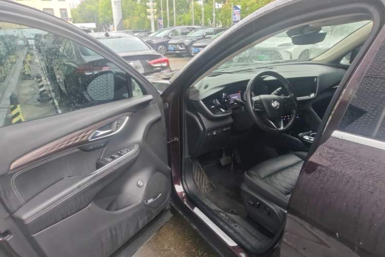 Used Buick Envision 2020 Encore S 652T All-Wheel-Drive Avenir Driver Seat