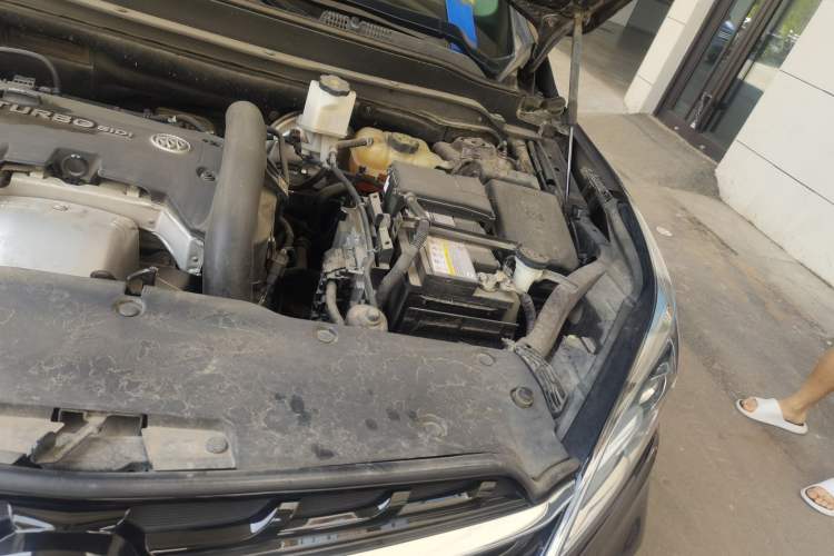 Used Buick Envision 2020 28T Four-Wheel Drive Elite Version Engine Bay Left