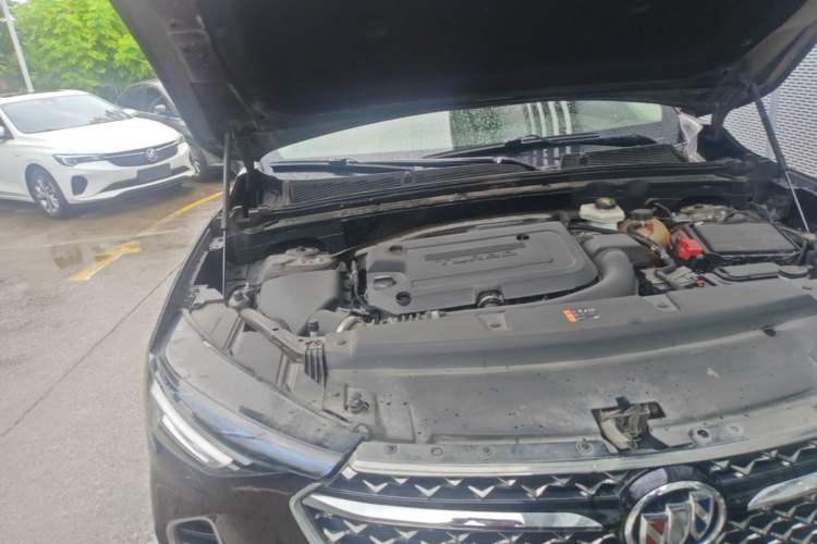 Used Buick Envision 2020 Encore S 652T All-Wheel-Drive Avenir Engine Bay Right