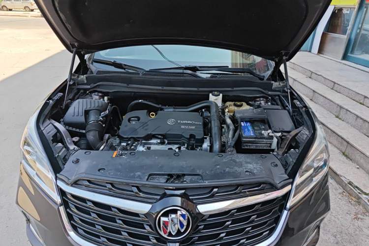 Used Buick Envision 2020 20T Two-Wheel Drive Luxury Model Engine Bay