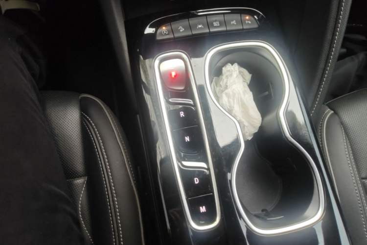 Used Buick Envision 2020 Encore S 652T All-Wheel-Drive Avenir Gear Lever
