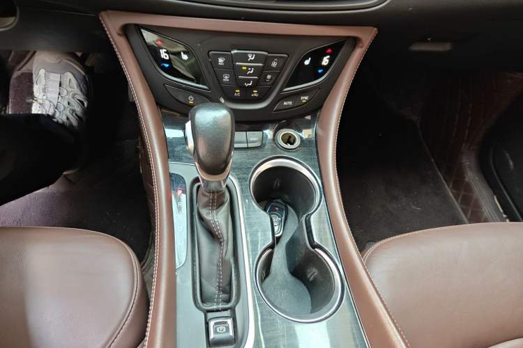 Used Buick Envision 2020 28T Four-Wheel Drive Elite Version Gear Lever