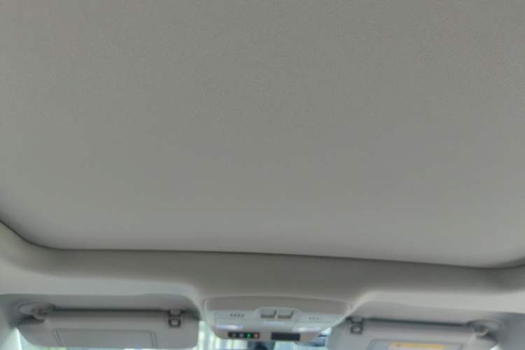 Used Buick Envision 2020 20T Two-Wheel Drive Luxury Model Headliner