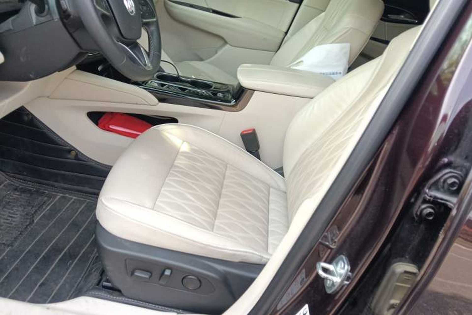 Used Buick Envision 2020 Encore S 652T All-Wheel-Drive Avenir Left Front Seat