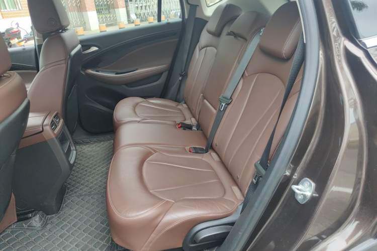Used Buick Envision 2020 20T Two-Wheel Drive Luxury Model Left Rear Seat