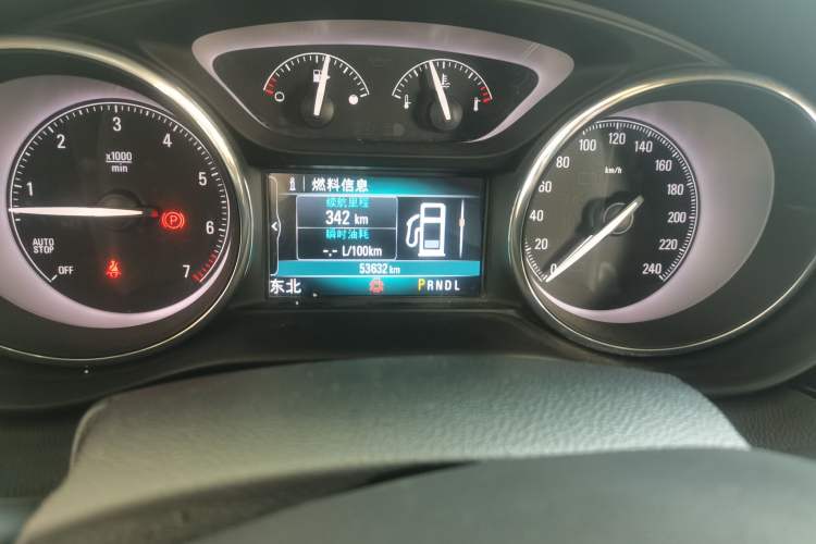 Used Buick Envision 2020 28T Four-Wheel Drive Elite Version Odometer Close Up