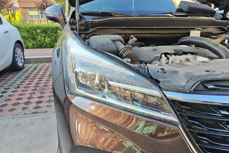 Used Buick Envision 2020 28T Four-Wheel Drive Elite Version Right Front Headlight