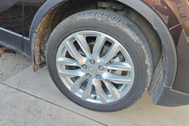 Used Buick Envision 2020 28T Four-Wheel Drive Elite Version Right Front Wheel Hub