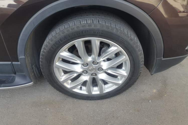 Used Buick Envision 2020 28T Four-Wheel Drive Elite Version Right Front Wheel Hub