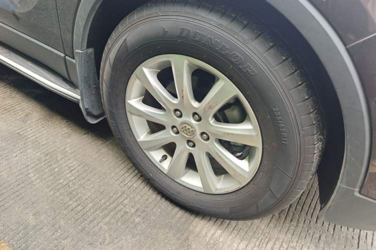 Used Buick Envision 2020 20T Two-Wheel Drive Leading Version Right Front Wheel Hub