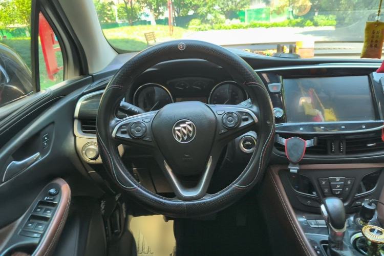 Used Buick Envision 2020 28T Four-Wheel Drive Elite Version Steering Wheel