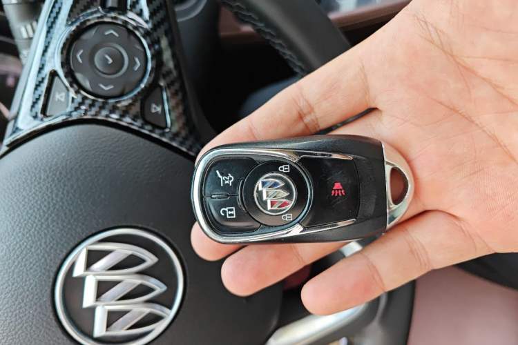 Used Buick Envision 2020 20T Two-Wheel Drive Luxury Model Vehicle Key