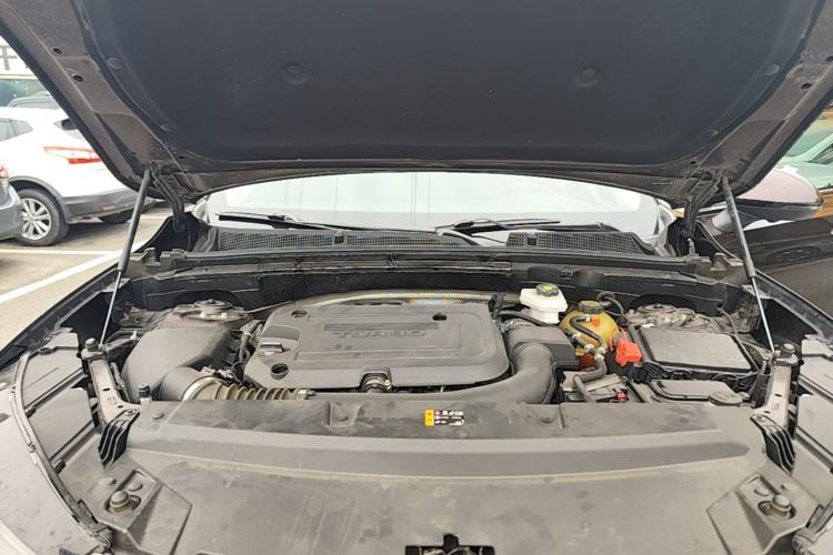 Used Buick Envision 2020 Encore S 652T All-Wheel-Drive Avenir Engine Bay