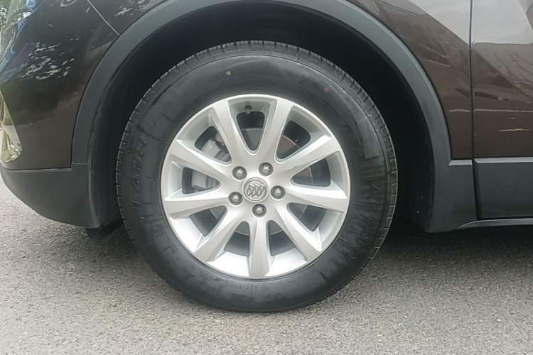 Used Buick Envision 2020 20T Two-Wheel Drive Elite Version Left Front Wheel Hub