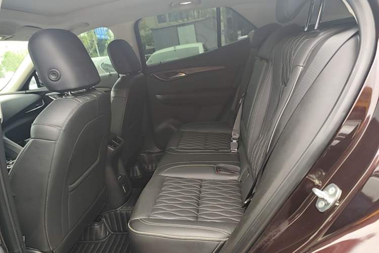 Used Buick Envision 2020 Encore S 652T All-Wheel-Drive Avenir Left Rear Seat