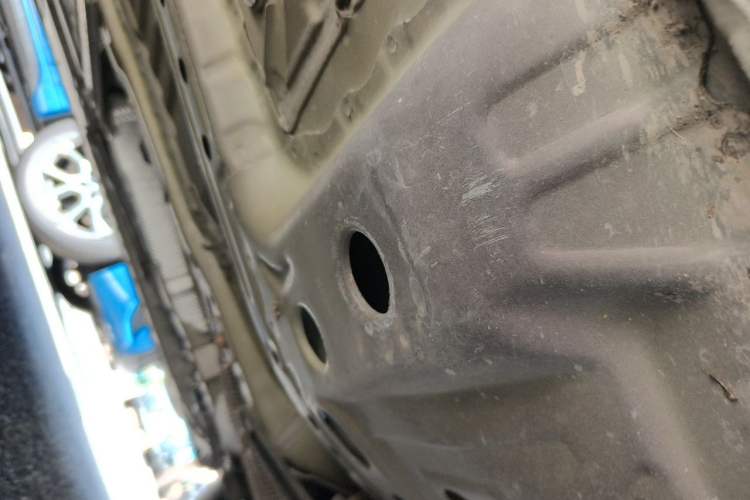 Used Buick Envision 2020 Encore S 652T All-Wheel-Drive Avenir Chassis Front Right