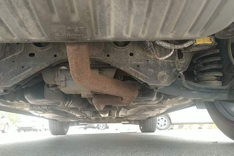 Used Buick Envision 2020 Encore S 652T All-Wheel-Drive Avenir Chassis Rear