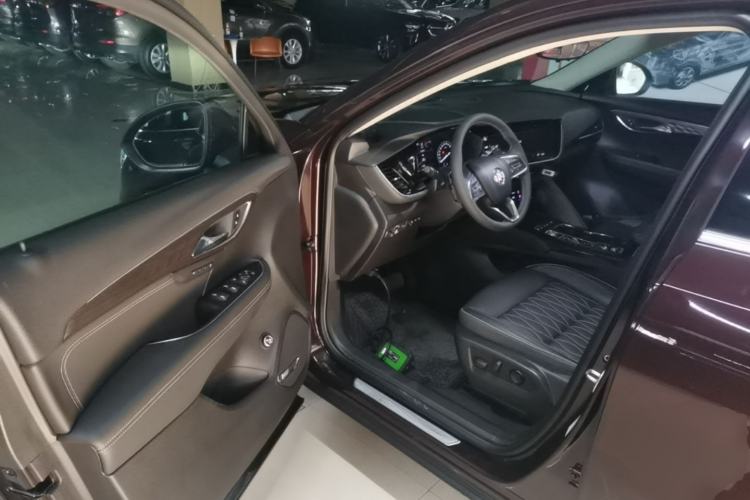 Used Buick Envision 2020 Encore S 652T All-Wheel-Drive Avenir Driver Seat