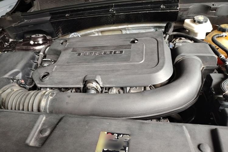 Used Buick Envision 2020 Encore S 652T All-Wheel-Drive Avenir Engine Bay