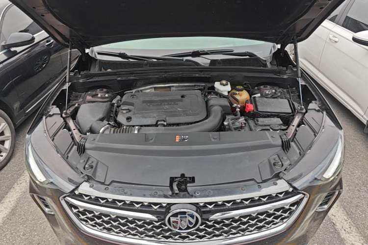 Used Buick Envision 2020 Encore S 652T All-Wheel-Drive Avenir Engine Bay
