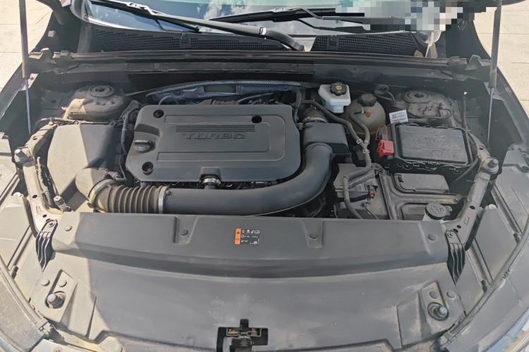 Used Buick Envision 2020 Encore S 652T All-Wheel-Drive Avenir Engine Bay