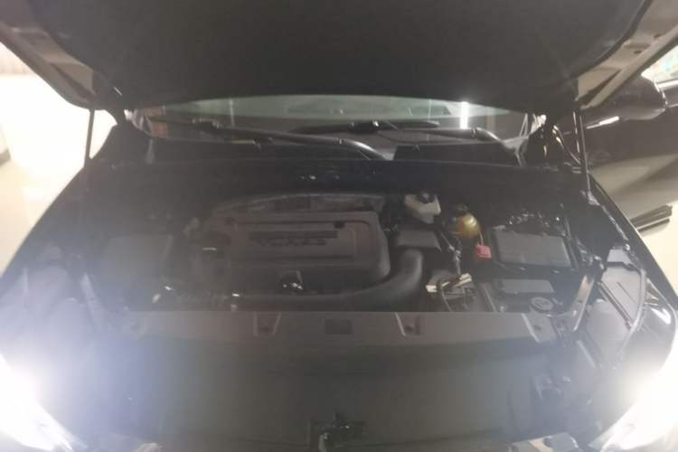 Used Buick Envision 2020 Encore S 652T All-Wheel-Drive Avenir Engine Bay