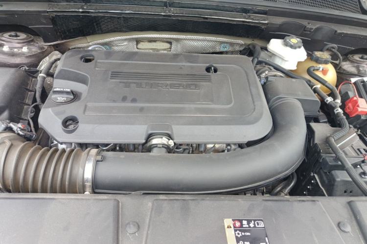 Used Buick Envision 2020 Encore S 652T All-Wheel-Drive Avenir Engine Bay