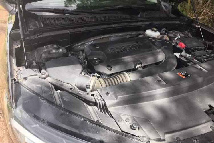 Used Buick Envision 2020 Encore S 652T All-Wheel-Drive Avenir Engine Bay Right