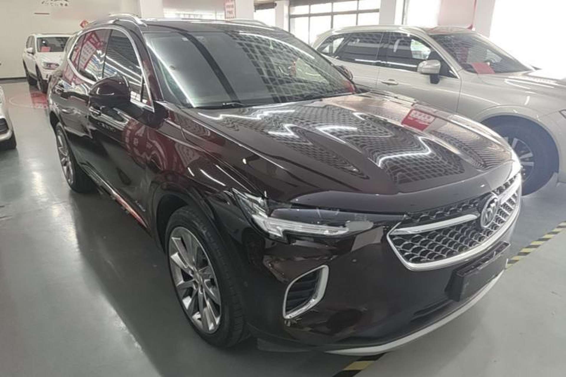 Used Buick Envision 2020 Encore S 652T All-Wheel-Drive Avenir Front Right 45 Deg