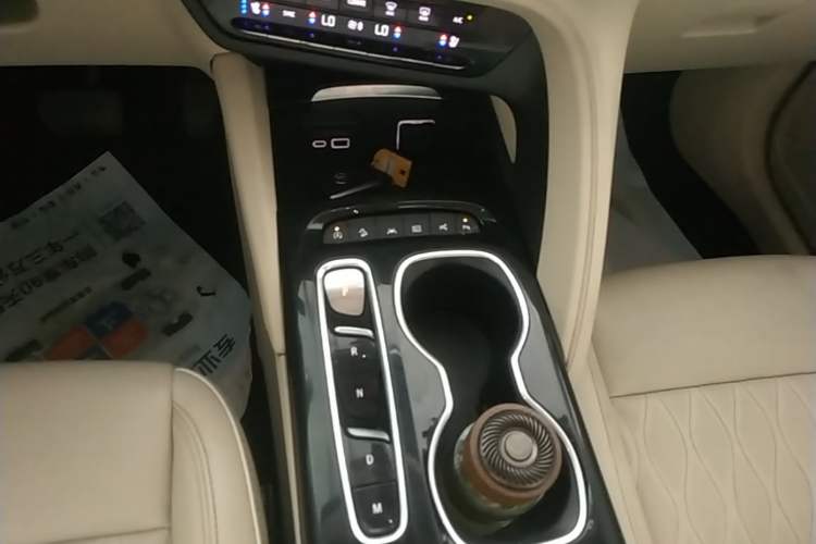 Used Buick Envision 2020 Encore S 652T All-Wheel-Drive Avenir Gear Lever