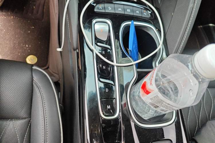 Used Buick Envision 2020 Encore S 652T All-Wheel-Drive Avenir Gear Lever
