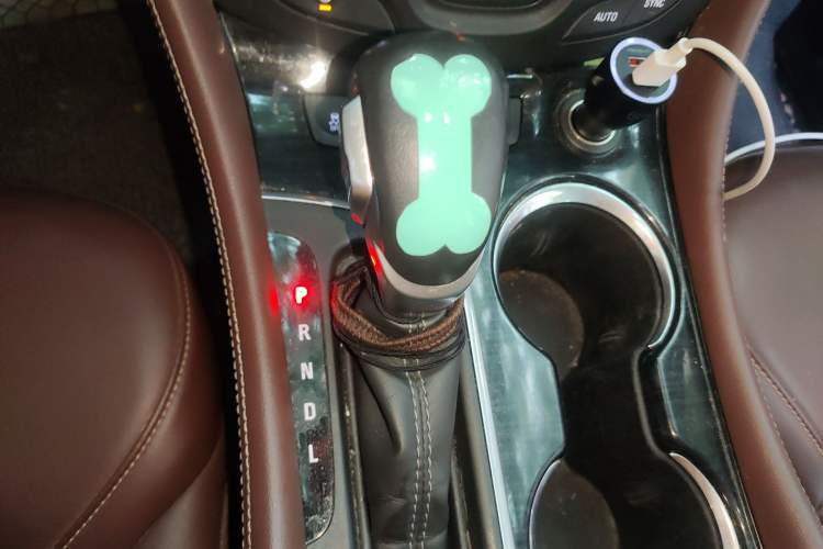 Used Buick Envision 2020 28T Four-Wheel Drive Elite Version Gear Lever