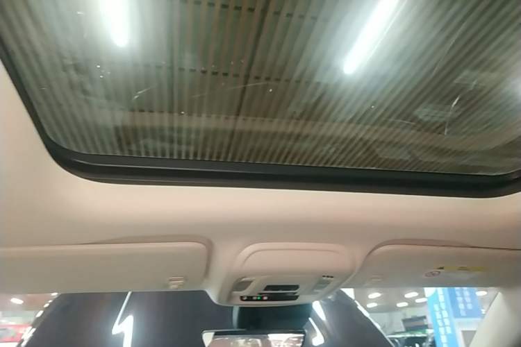 Used Buick Envision 2020 Encore S 652T All-Wheel-Drive Avenir Headliner
