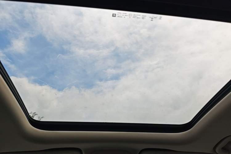 Used Buick Envision 2020 Encore S 652T All-Wheel-Drive Avenir Headliner