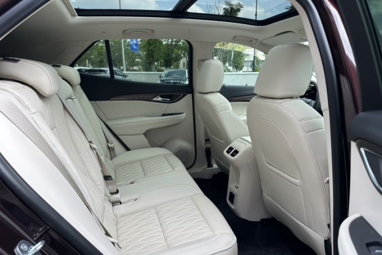 Used Buick Envision 2020 Encore S 652T All-Wheel-Drive Avenir Interior 1