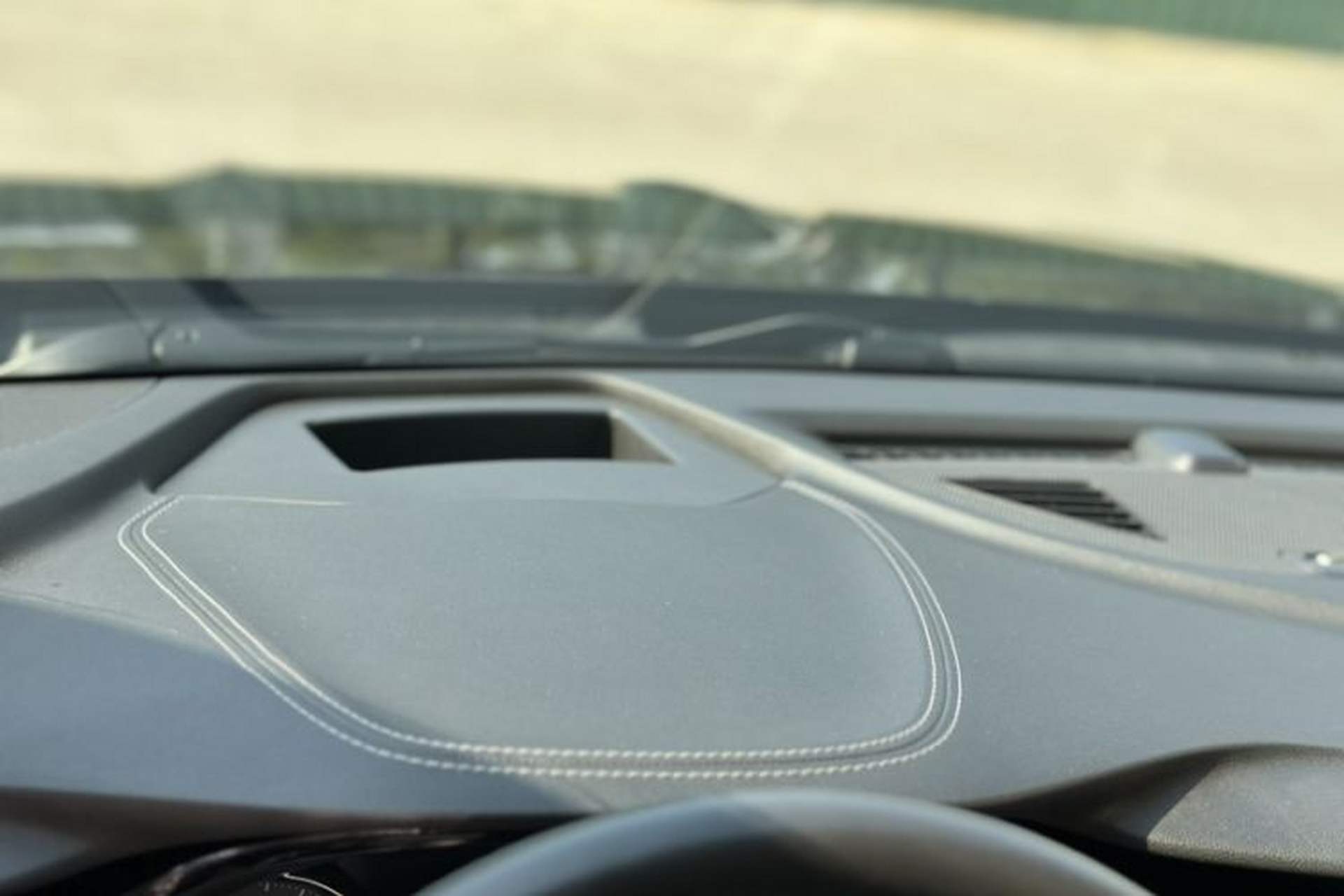 Used Buick Envision 2020 Encore S 652T All-Wheel-Drive Avenir Interior 11