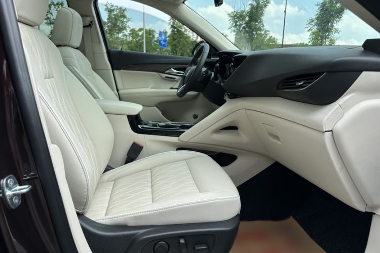 Used Buick Envision 2020 Encore S 652T All-Wheel-Drive Avenir Interior 3