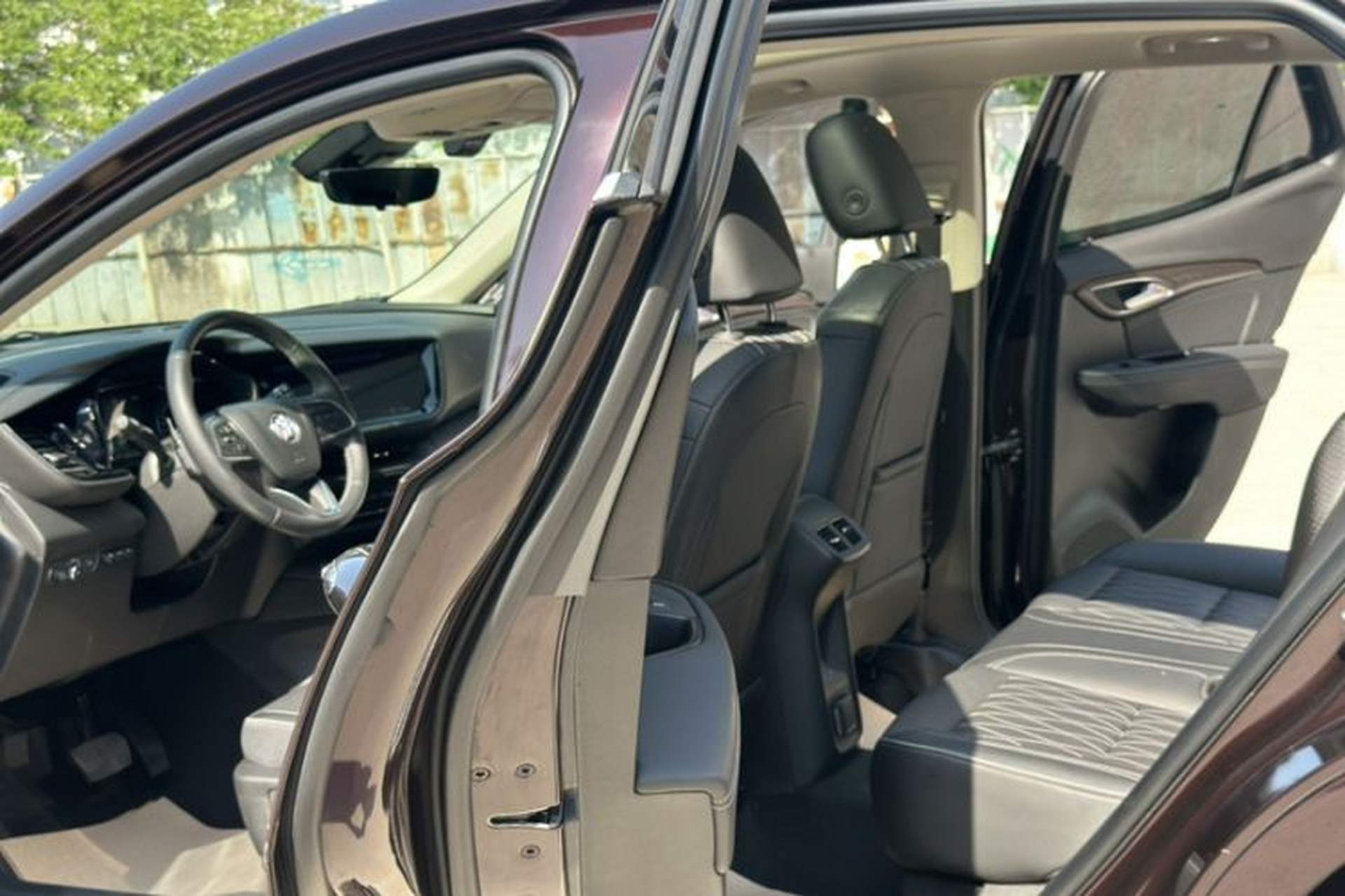 Used Buick Envision 2020 Encore S 652T All-Wheel-Drive Avenir Interior 7
