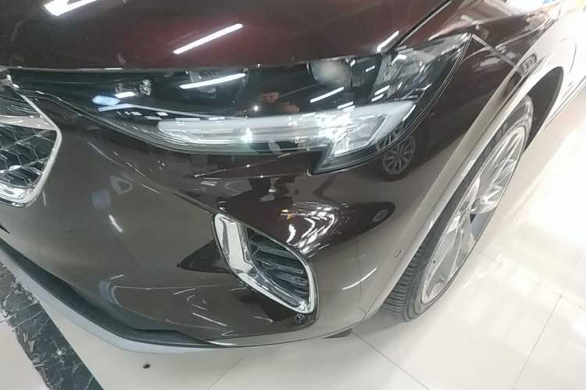 Used Buick Envision 2020 Encore S 652T All-Wheel-Drive Avenir Left Front Headlight